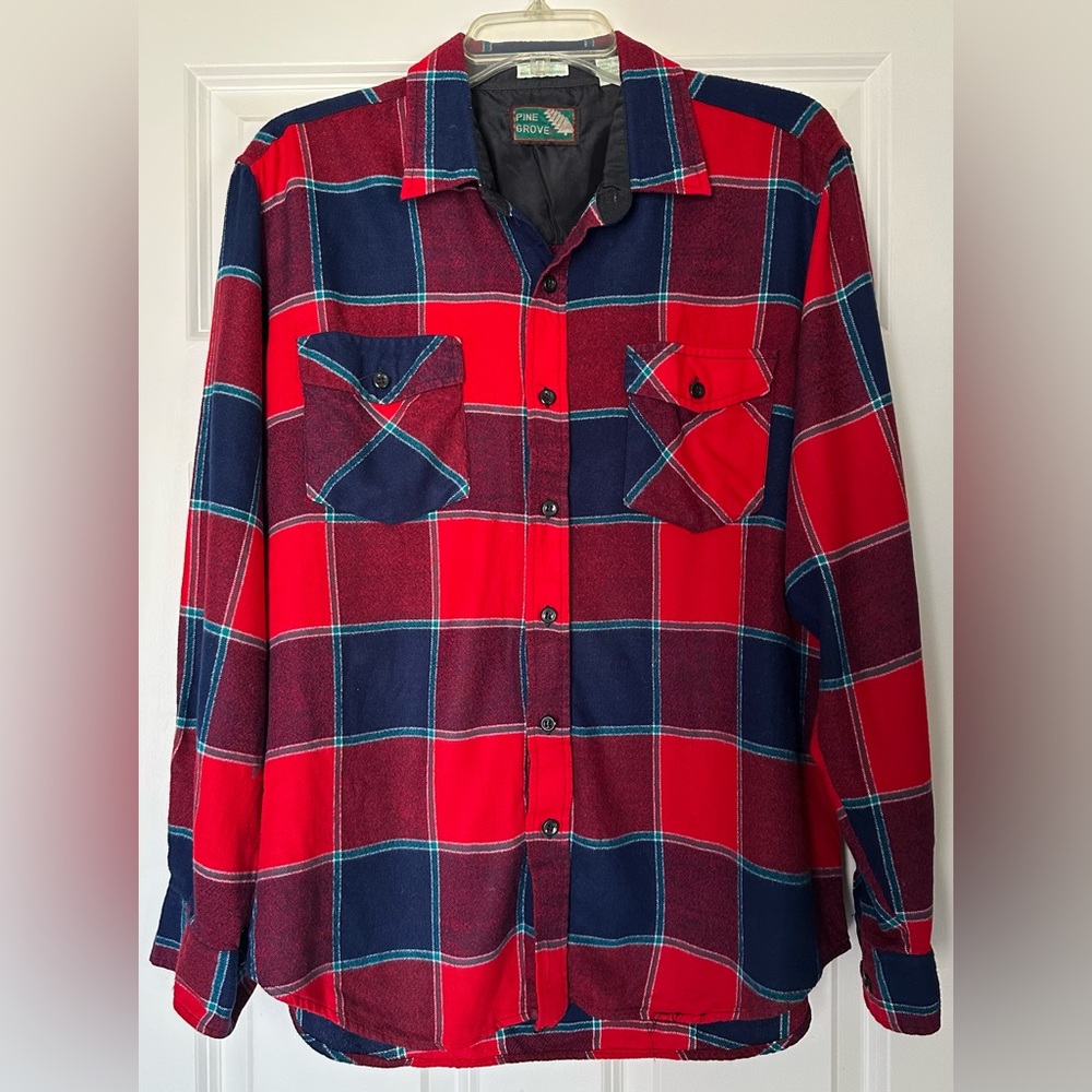 Pine Grove Flannel Shirt in Large